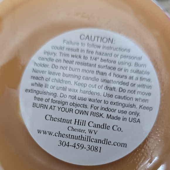 Chestnut Hill Salted Butterscotch Candle - Picture 4 of 4